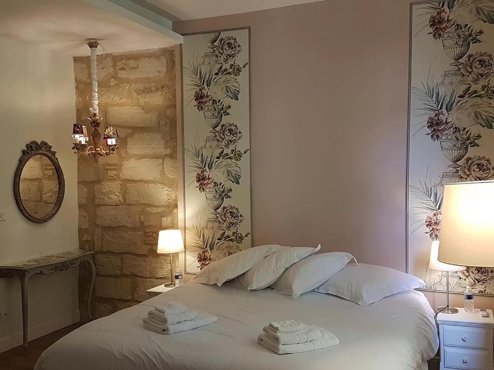 ลา แมซง เด มารอนนิเยร์ Bed & Breakfast อูเซส ห้อง รูปภาพ